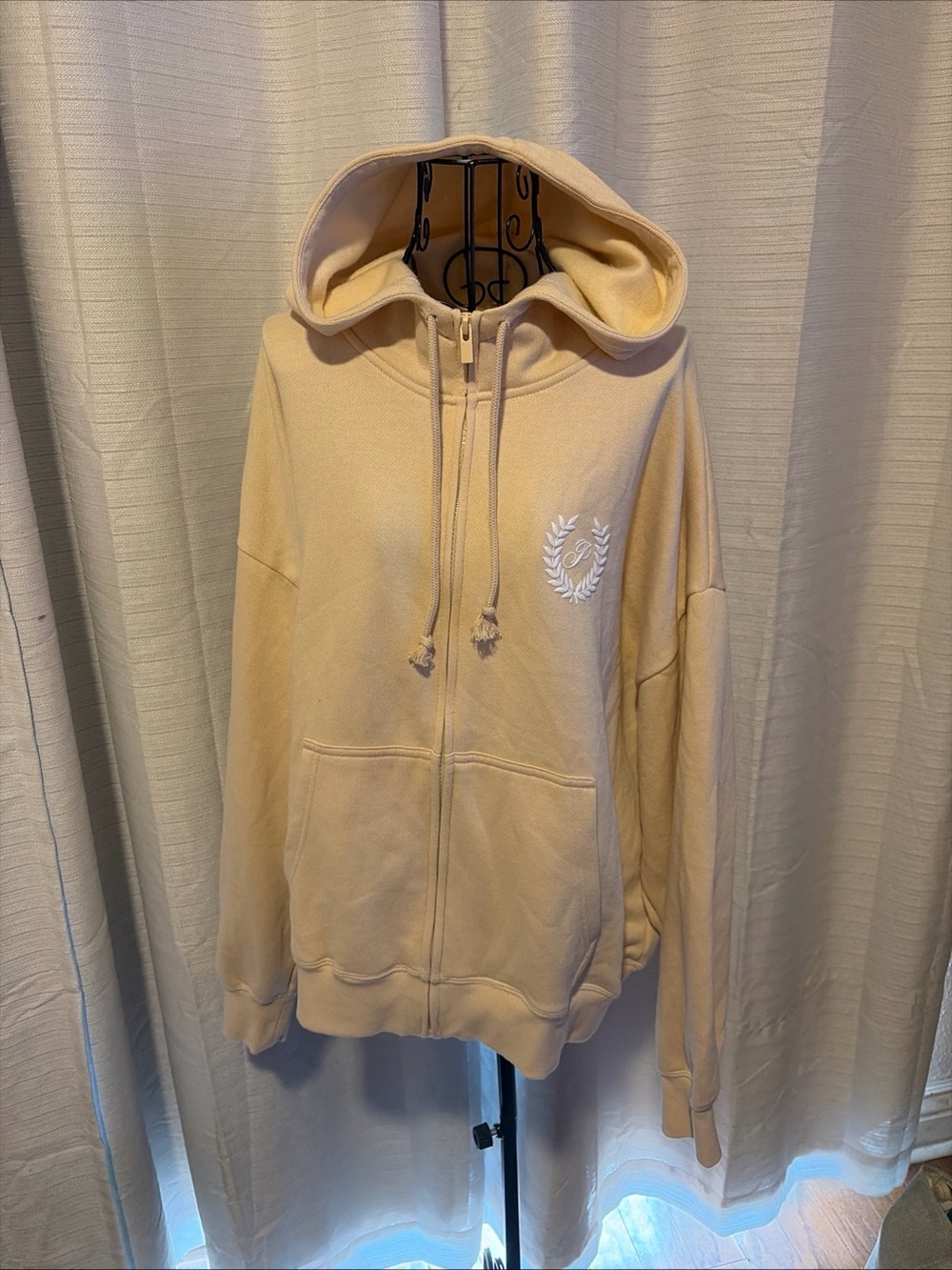 Victoria’s Secret PINK Large Full Zip Hoodie Sweatshirt Logo Crest NWT